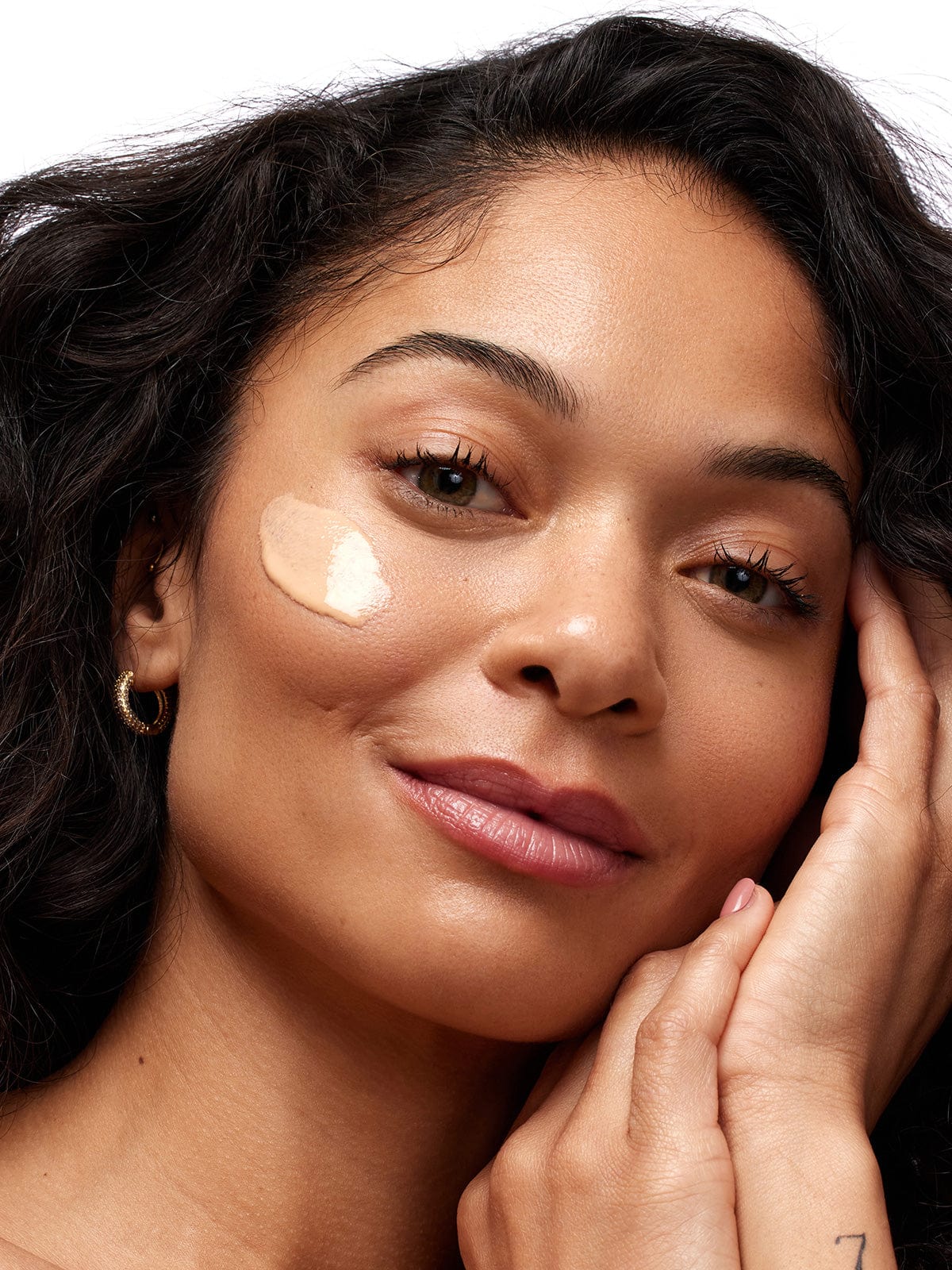 Universal Tinted Moisturizer SPF 46 - Image 6