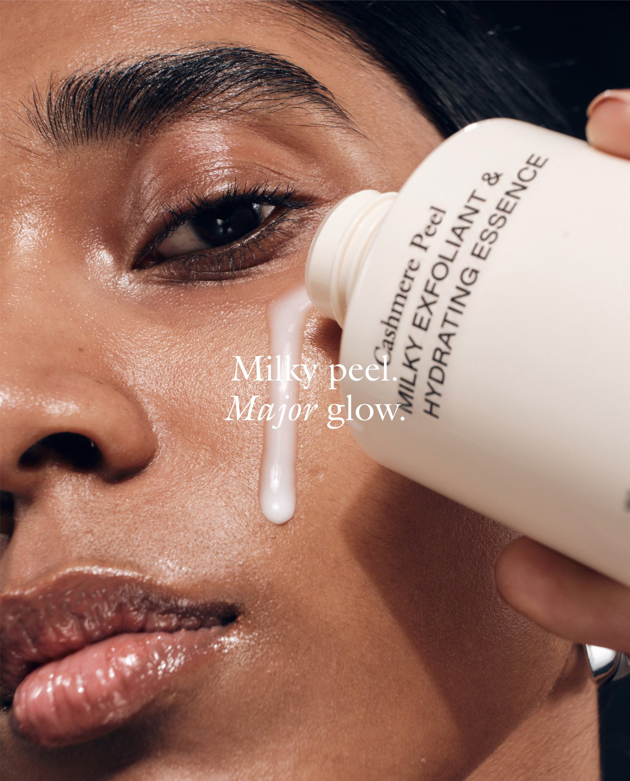 Milky Exfoliating Essence - Image 10