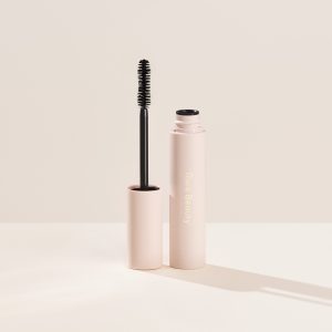 Universal Volumizing Mascara