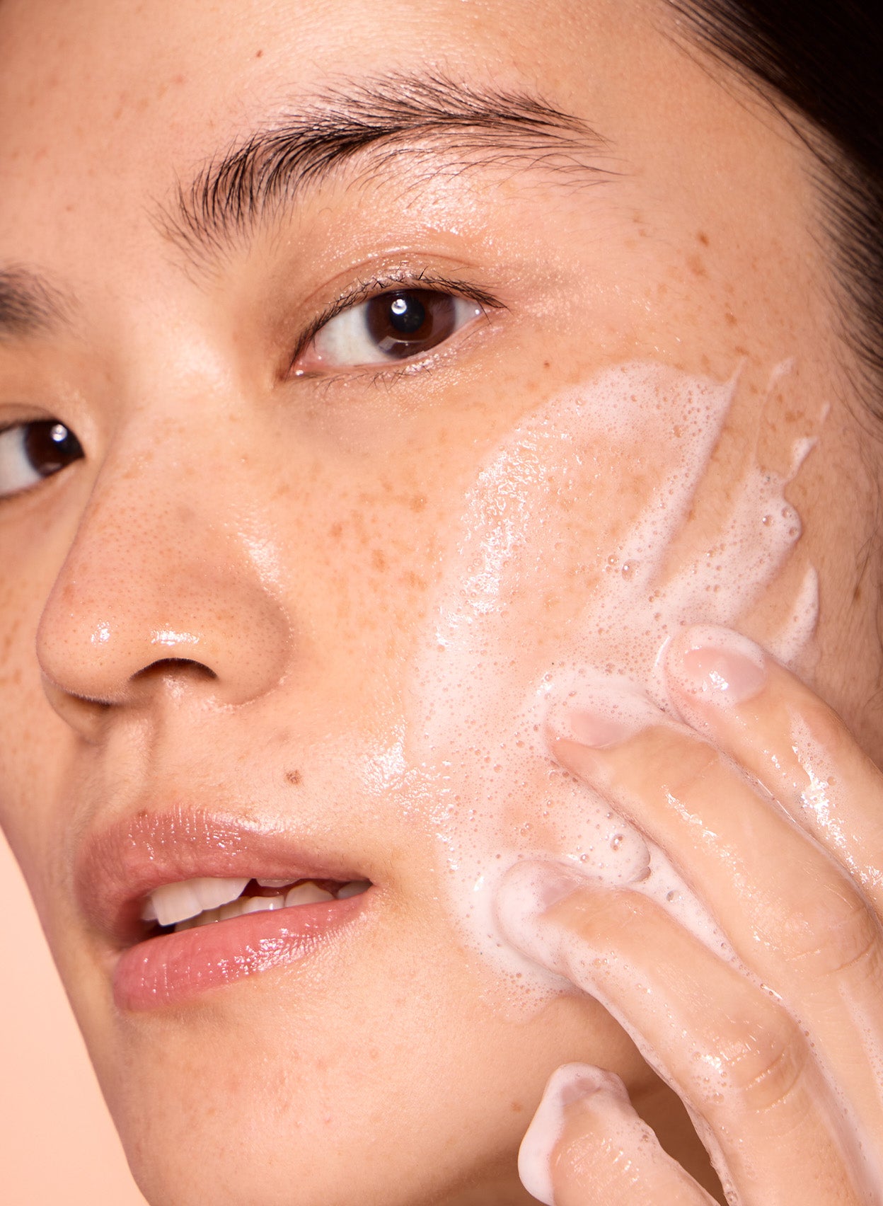 Hydrobubble Deep Foam Cleanser - Image 4