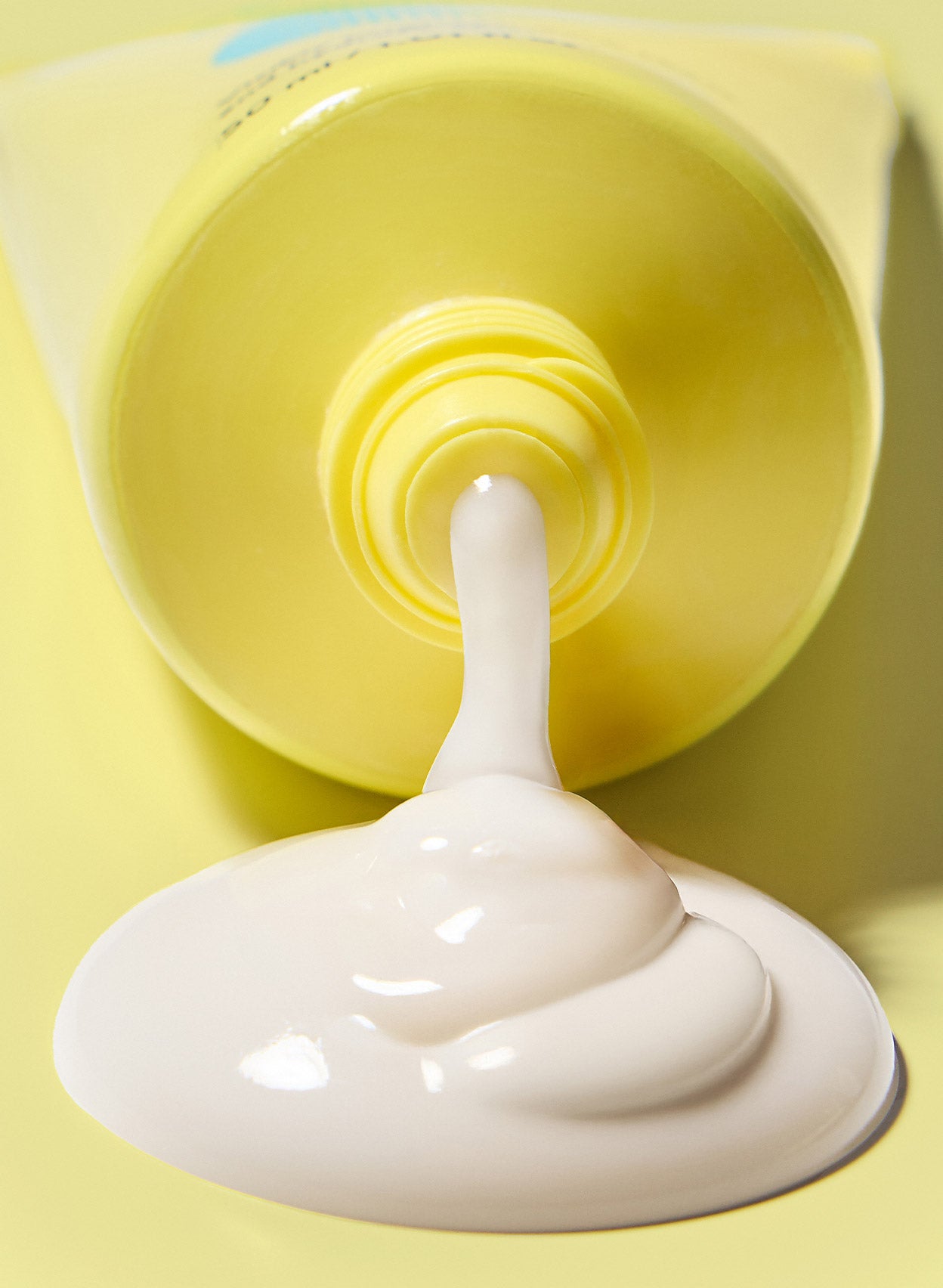 Super Fade Discoloration Moisturizer - Image 5