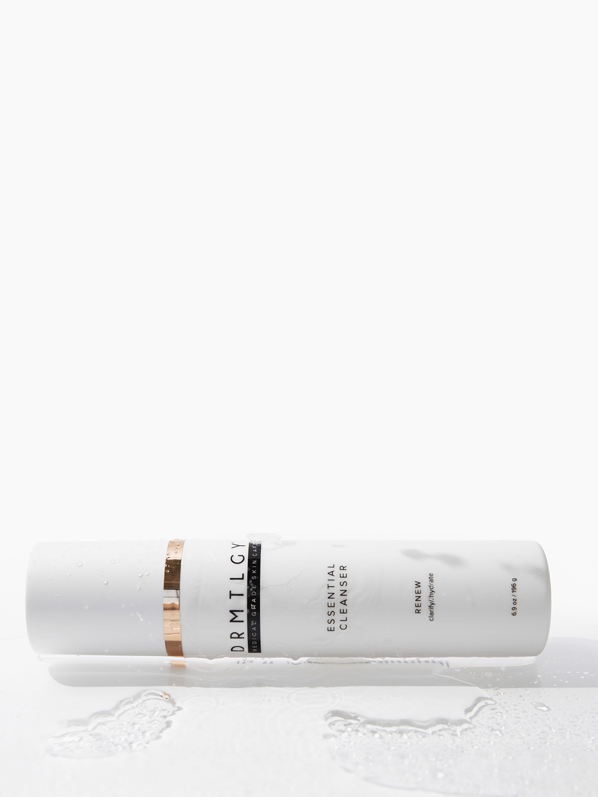 Essential Cleanser - Image 5